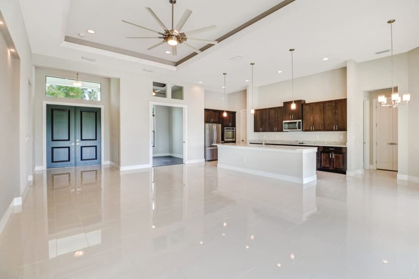 Spica living area with tray ceiling