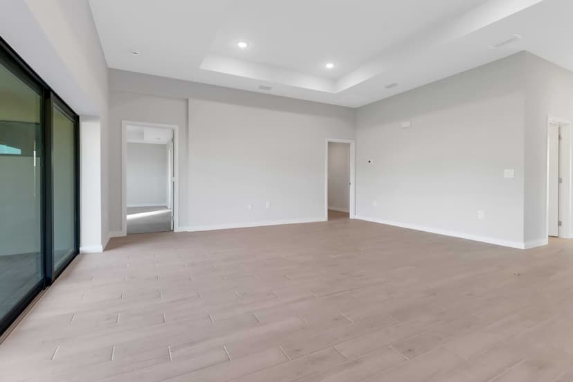 Hardwyn living area