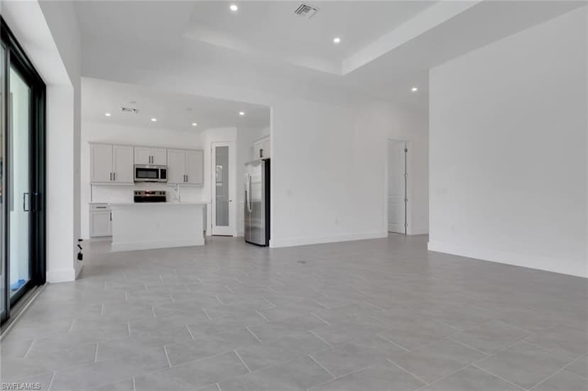 Open kitchen